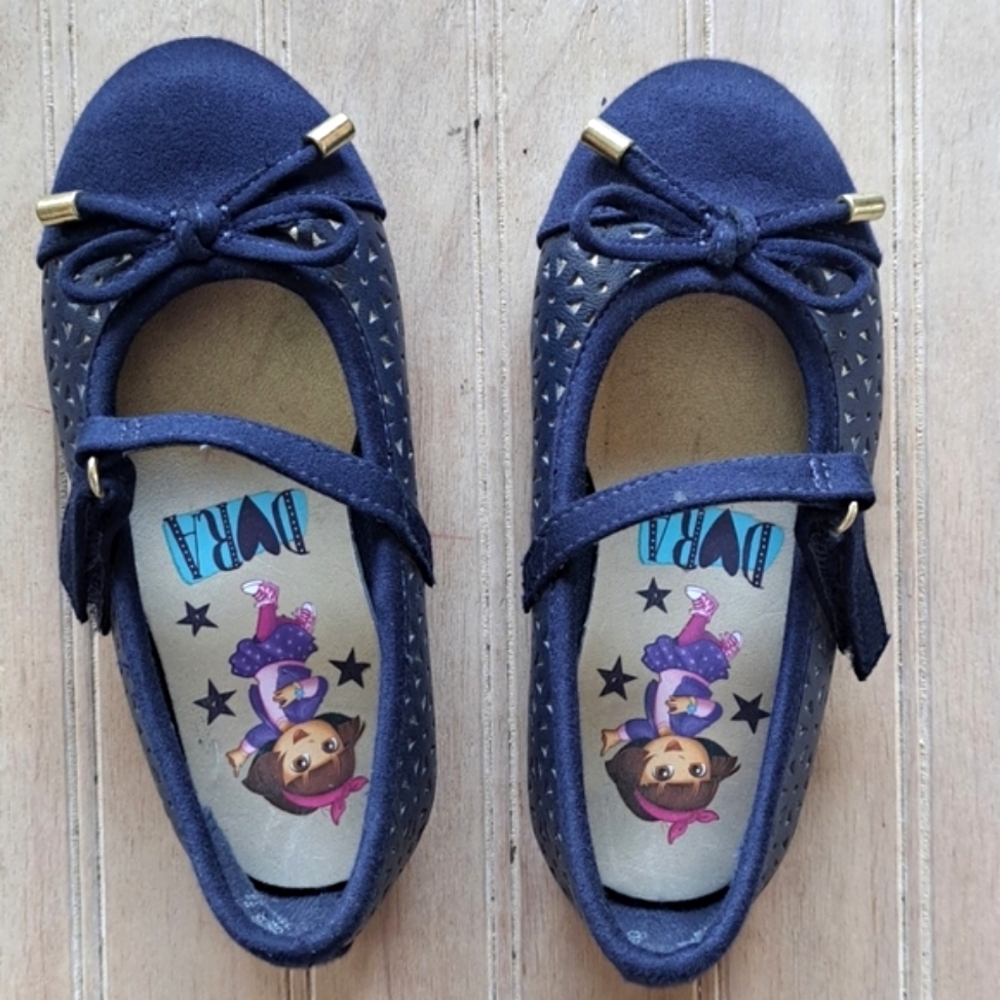 Dora The Explorer Infant Gold Navy Cap Toe Cut Out Detail Ballerina Flats